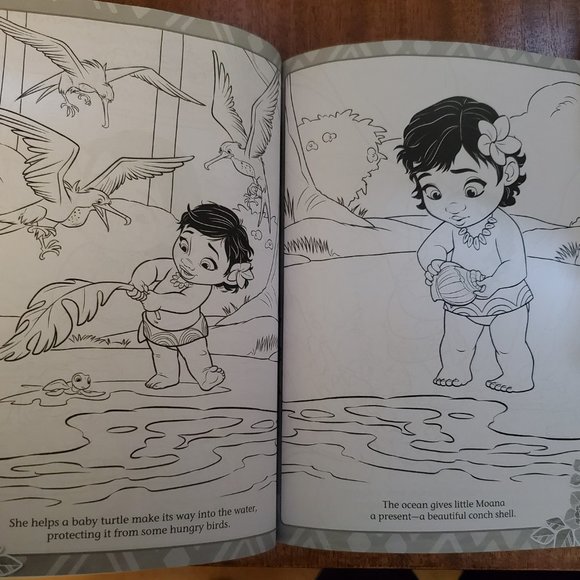 Disney's Moana Coloring Book including Stickers & Crayons - Brand New! - Picture 3 of 5
